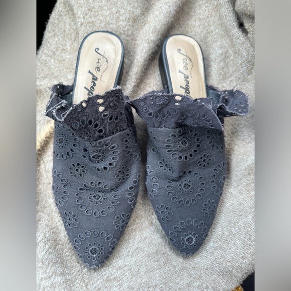 EUC Free People Sienna Eyelet Loafers - Picture 3 of 6